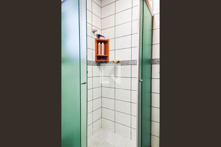 Casa para alugar com 353m², 4 quartos e 4 vagas Casa para alugar com 353m², 4 quartos e 4 vagasBanheiro Social