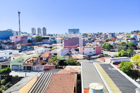 Casa para alugar com 353m², 4 quartos e 4 vagas Casa para alugar com 353m², 4 quartos e 4 vagasVista da Área de Serviço
