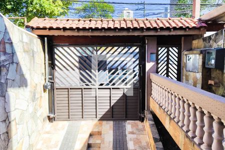 Casa para alugar com 353m², 4 quartos e 4 vagas Casa para alugar com 353m², 4 quartos e 4 vagasGaragem