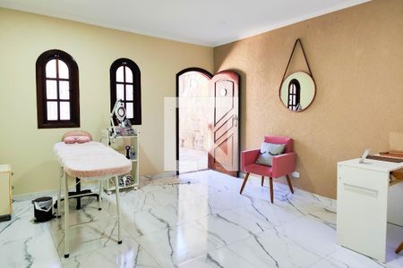 Casa para alugar com 353m², 4 quartos e 4 vagas Casa para alugar com 353m², 4 quartos e 4 vagasSala Extra