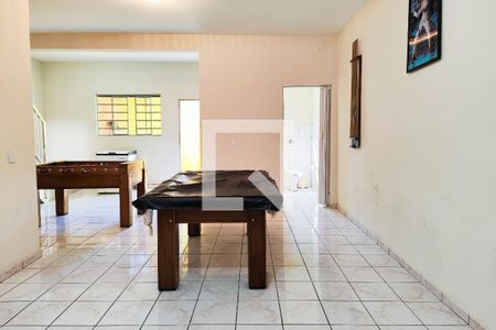 Casa para alugar com 353m², 4 quartos e 4 vagas Casa para alugar com 353m², 4 quartos e 4 vagasÁrea de Lazer