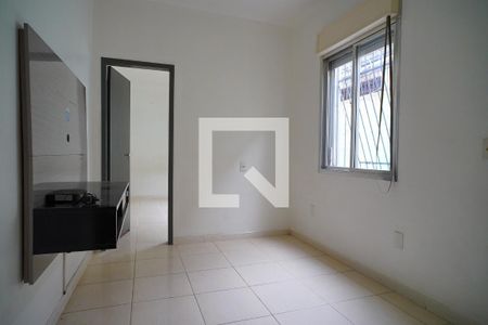 Sala de apartamento à venda com 1 quarto, 63m² em Santa Maria Goretti, Porto Alegre