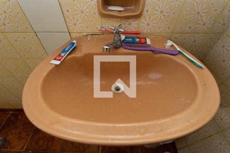 Banheiro  de casa à venda com 2 quartos, 290m² em Vila Nogueira, Diadema