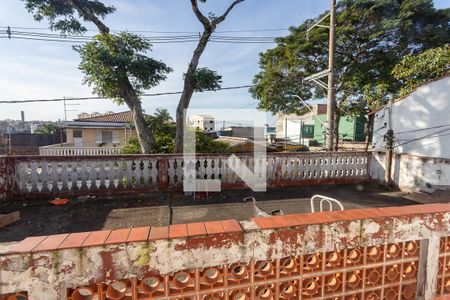 Casa à venda com 290m², 2 quartos e 3 vagas Casa à venda com 290m², 2 quartos e 3 vagasVista do quarto 2