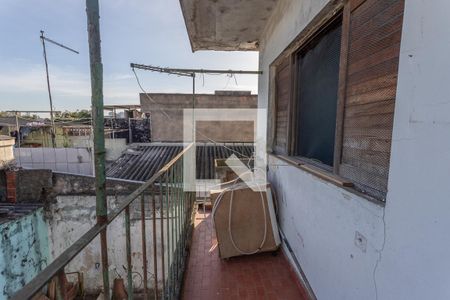 Casa à venda com 290m², 2 quartos e 3 vagas Casa à venda com 290m², 2 quartos e 3 vagasÁrea de serviço