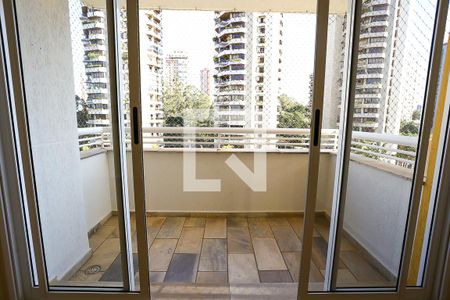 varanda de apartamento para alugar com 2 quartos, 57m² em Paraíso do Morumbi, São Paulo