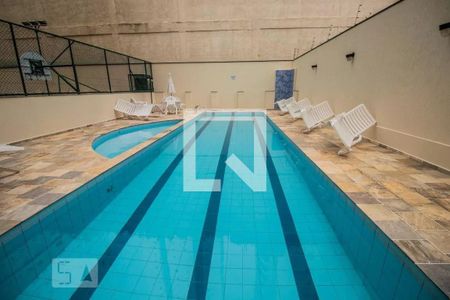 Apartamento para alugar com 90m², 3 quartos e 2 vagas Apartamento para alugar com 90m², 3 quartos e 2 vagasÁrea comum - Piscina