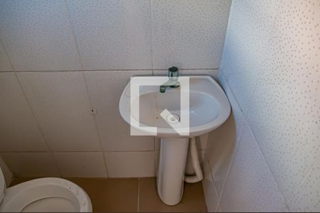 Casa à venda com 120m², 2 quartos e 1 vaga Casa à venda com 120m², 2 quartos e 1 vagaTerra - area de serviço - lavabo