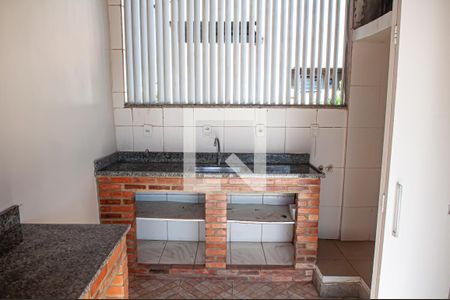 Casa à venda com 120m², 2 quartos e 1 vaga Casa à venda com 120m², 2 quartos e 1 vagaTerraço - churrasqueira