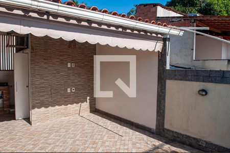 Casa à venda com 120m², 2 quartos e 1 vaga Casa à venda com 120m², 2 quartos e 1 vagaTerraço - churrasqueira