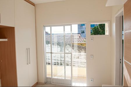 Casa à venda com 120m², 2 quartos e 1 vaga Casa à venda com 120m², 2 quartos e 1 vagaquarto 2 suite