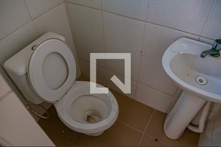 Casa à venda com 120m², 2 quartos e 1 vaga Casa à venda com 120m², 2 quartos e 1 vagaTerra - area de serviço - lavabo