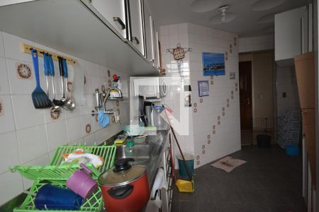 Apartamento à venda com 64m², 2 quartos e 1 vagaCozinha