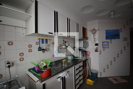 Apartamento à venda com 64m², 2 quartos e 1 vagaCozinha