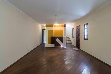Sala de casa para alugar com 3 quartos, 250m² em Vila Paiva, São Paulo