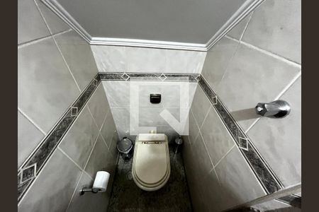 Lavabo de casa à venda com 3 quartos, 250m² em Vila Paiva, São Paulo