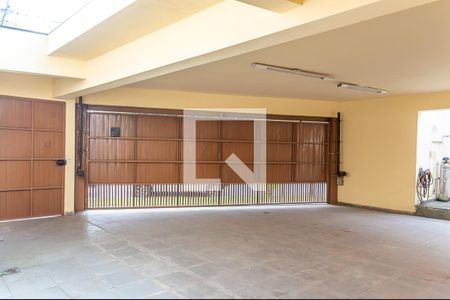 Garagem de casa à venda com 4 quartos, 306m² em Nova Petrópolis, São Bernardo do Campo