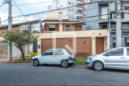 Fachada de casa à venda com 4 quartos, 306m² em Nova Petrópolis, São Bernardo do Campo