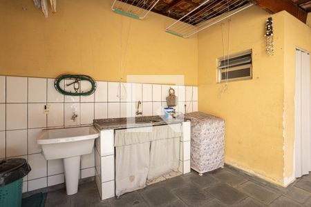 Casa à venda com 203m², 3 quartos e 2 vagas Casa à venda com 203m², 3 quartos e 2 vagasÁrea de Serviço