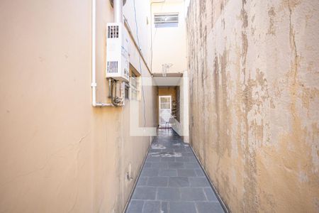 Casa à venda com 203m², 3 quartos e 2 vagas Casa à venda com 203m², 3 quartos e 2 vagasCorredor