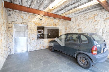 Casa à venda com 203m², 3 quartos e 2 vagas Casa à venda com 203m², 3 quartos e 2 vagasGaragem