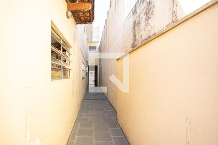 Casa à venda com 203m², 3 quartos e 2 vagas Casa à venda com 203m², 3 quartos e 2 vagasCorredor