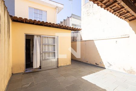 Casa à venda com 203m², 3 quartos e 2 vagas Casa à venda com 203m², 3 quartos e 2 vagasQuintal