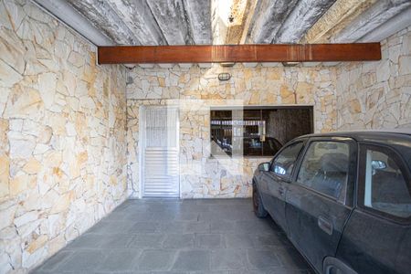 Casa à venda com 203m², 3 quartos e 2 vagas Casa à venda com 203m², 3 quartos e 2 vagasGaragem