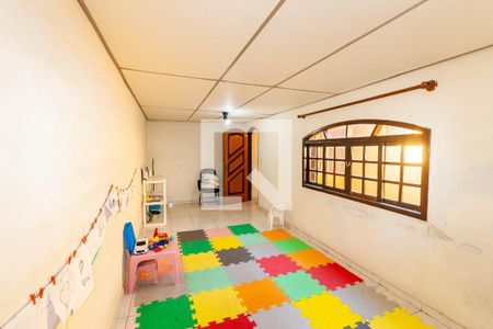 Casa à venda com 210m², 6 quartos e 3 vagasQuarto 4 - Casa 2