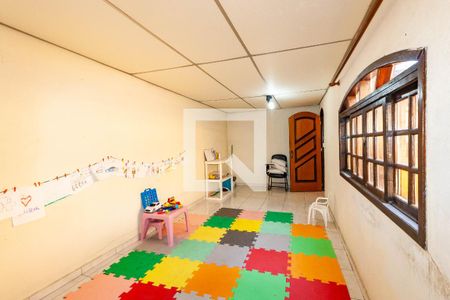 Casa à venda com 210m², 6 quartos e 3 vagasQuarto 4 - Casa 2