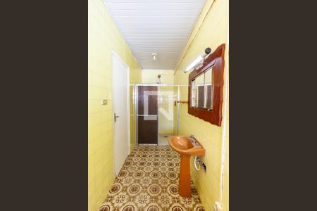 Casa à venda com 210m², 6 quartos e 3 vagasBanheiro