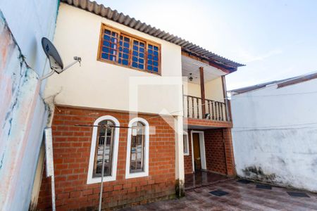 Casa à venda com 210m², 6 quartos e 3 vagasQuintal
