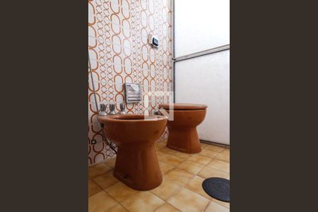 Apartamento à venda com 72m², 2 quartos e 1 vaga Apartamento à venda com 72m², 2 quartos e 1 vagaBanheiro