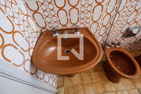 Apartamento à venda com 72m², 2 quartos e 1 vaga Apartamento à venda com 72m², 2 quartos e 1 vagaBanheiro