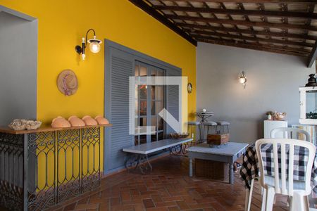 Casa de condomínio para alugar com 300m², 3 quartos e 2 vagasVaranda