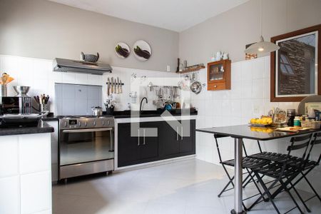 Casa de condomínio para alugar com 300m², 3 quartos e 2 vagasCozinha