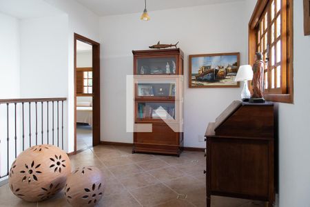 Casa de condomínio para alugar com 300m², 3 quartos e 2 vagasSala íntima