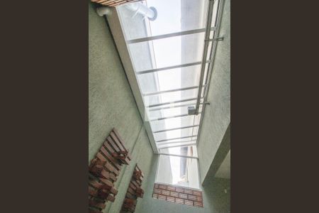 Casa de condomínio para alugar com 90m², 2 quartos e 2 vagas Casa de condomínio para alugar com 90m², 2 quartos e 2 vagasCobertura Automatizada