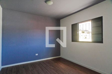 Casa à venda com 220m², 3 quartos e 2 vagasQuarto 3