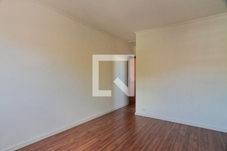 Casa à venda com 220m², 3 quartos e 2 vagasSuíte