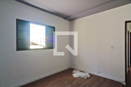 Casa à venda com 220m², 3 quartos e 2 vagasQuarto 3