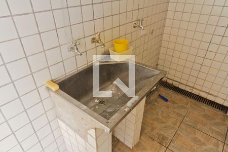 Casa à venda com 220m², 3 quartos e 2 vagasÁrea de Serviço