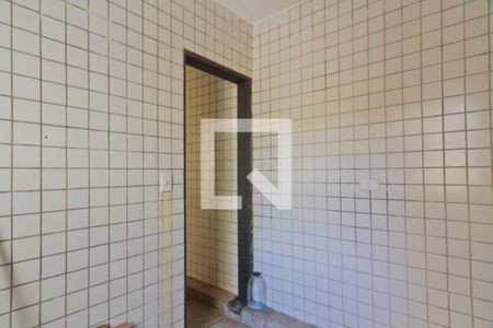 Casa à venda com 220m², 3 quartos e 2 vagasQuarto de Serviço