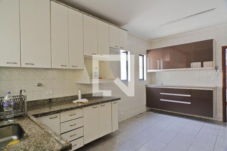 Casa à venda com 220m², 3 quartos e 2 vagasCozinha