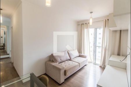 Sala  de apartamento para alugar com 1 quarto, 59m² em Jardim Tupanci, Barueri