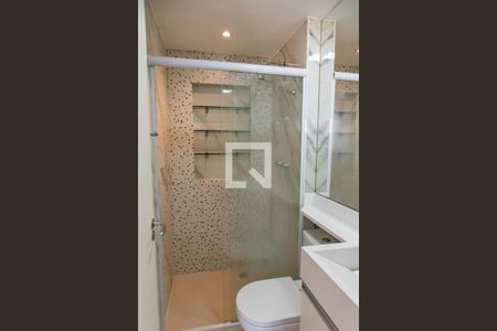 Apartamento à venda com 53m², 2 quartos e 1 vaga Apartamento à venda com 53m², 2 quartos e 1 vagaBanheiro da suíte