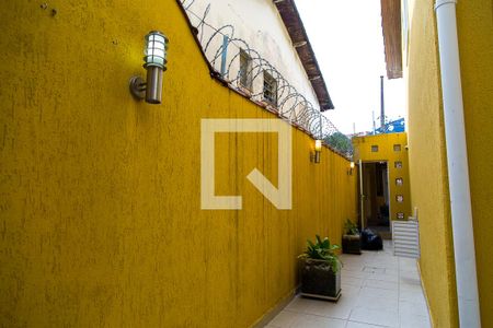 Casa à venda com 110m², 2 quartos e 2 vagas Casa à venda com 110m², 2 quartos e 2 vagasCorredor Externo