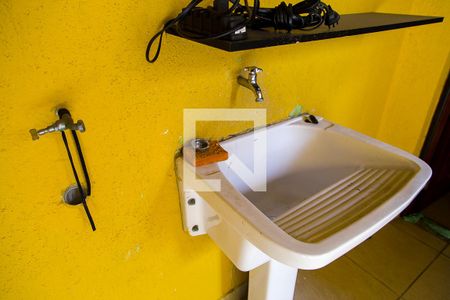 Casa à venda com 110m², 2 quartos e 2 vagas Casa à venda com 110m², 2 quartos e 2 vagasQuintal - Tanque