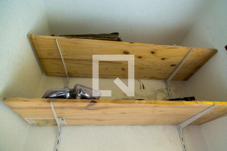 Casa à venda com 110m², 2 quartos e 2 vagas Casa à venda com 110m², 2 quartos e 2 vagasDespensa do Quintal