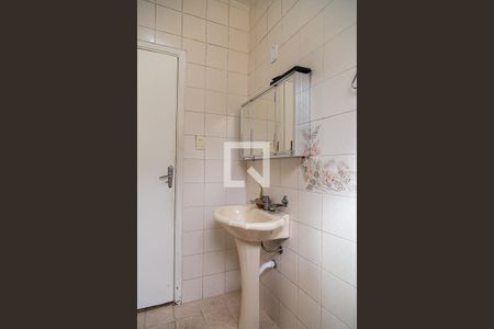 Casa à venda com 110m², 2 quartos e 2 vagas Casa à venda com 110m², 2 quartos e 2 vagasBanheiro Social